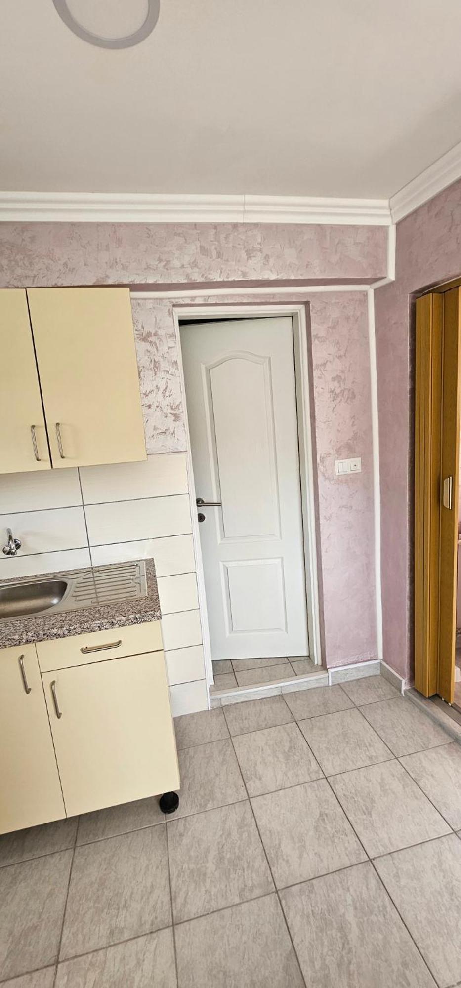 Apartmani Roki Tuzla Exteriör bild