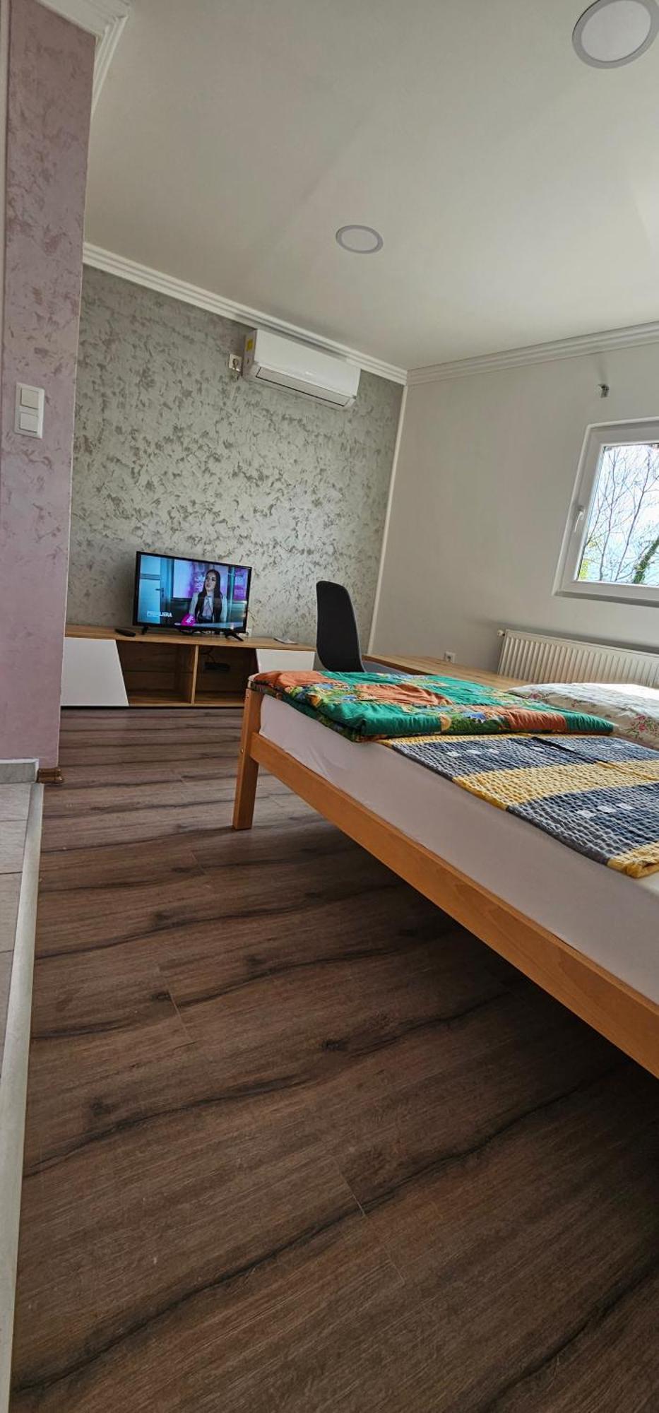 Apartmani Roki Tuzla Exteriör bild